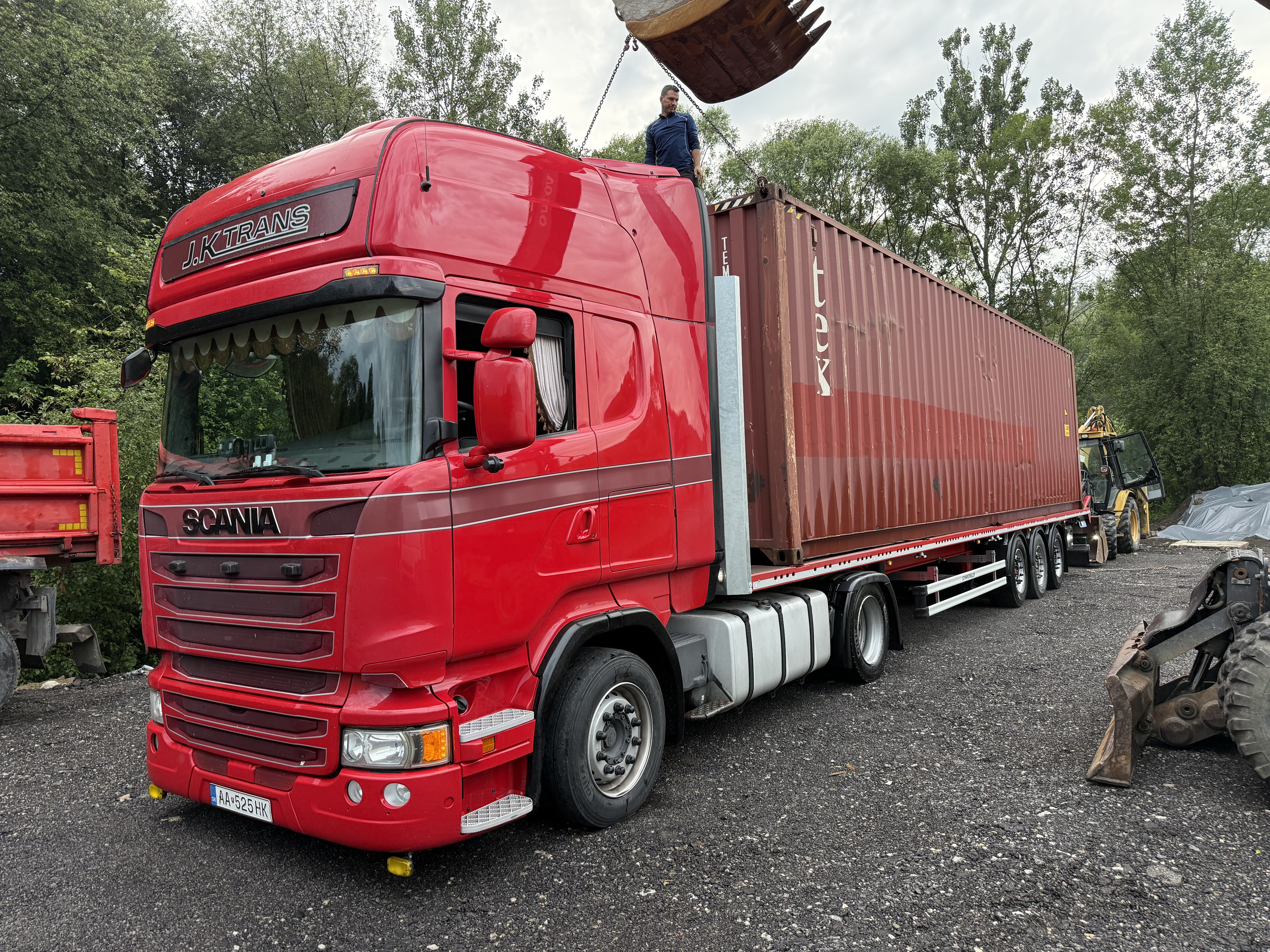 Vnútroštátna kamiónová doprava - logistika po celom Slovensku